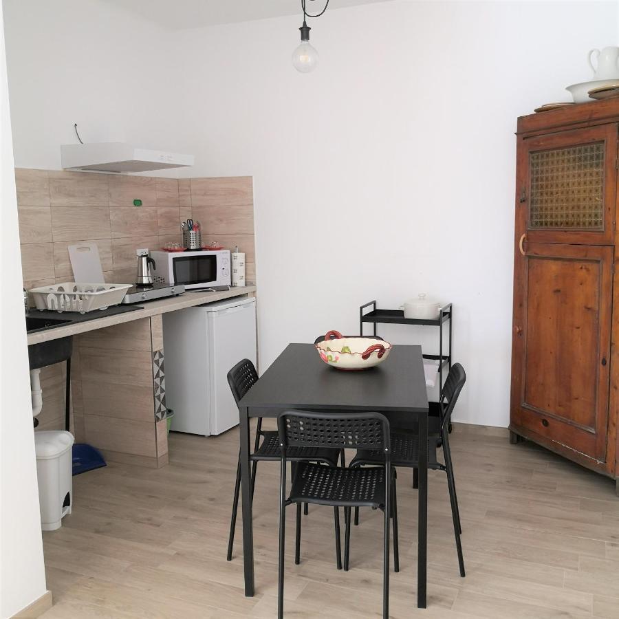 Апартаменты Mololocale In Centro A Марчелли Экстерьер фото